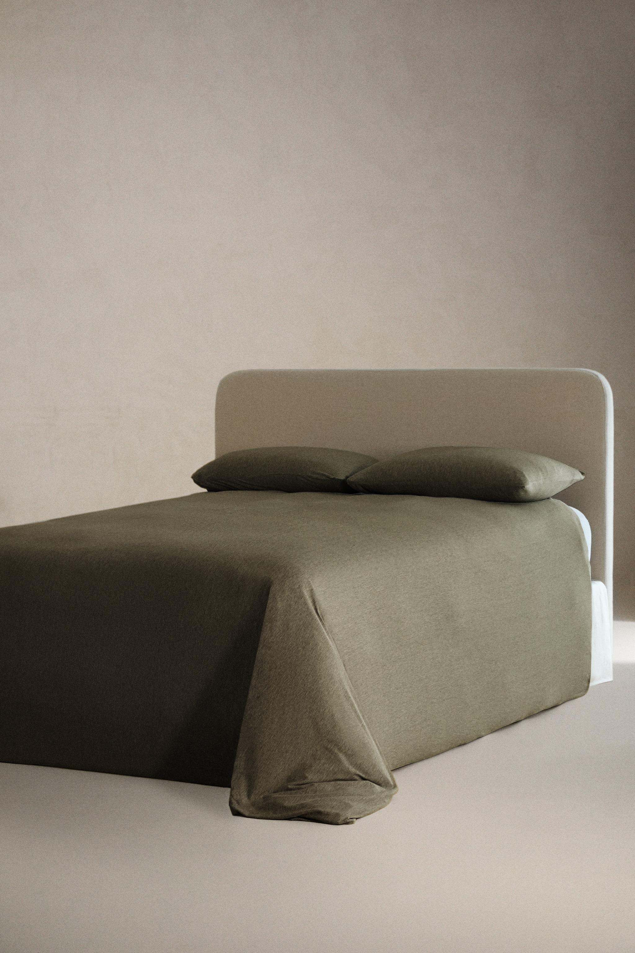 Shop Zara MODAL JERSEY DUVET COVER (140GxM²) at Beverly Center in