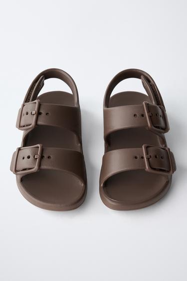 SANDALES EN CAOUTCHOUC À BOUCLES - Marron de Zara - Image 3