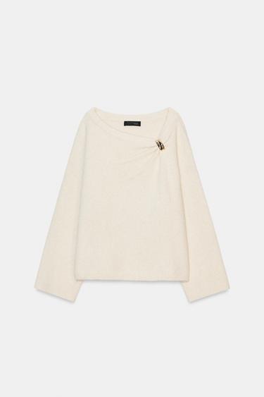 PULL EN MAILLE AVEC FERMOIR - Écru de Zara - Image 5