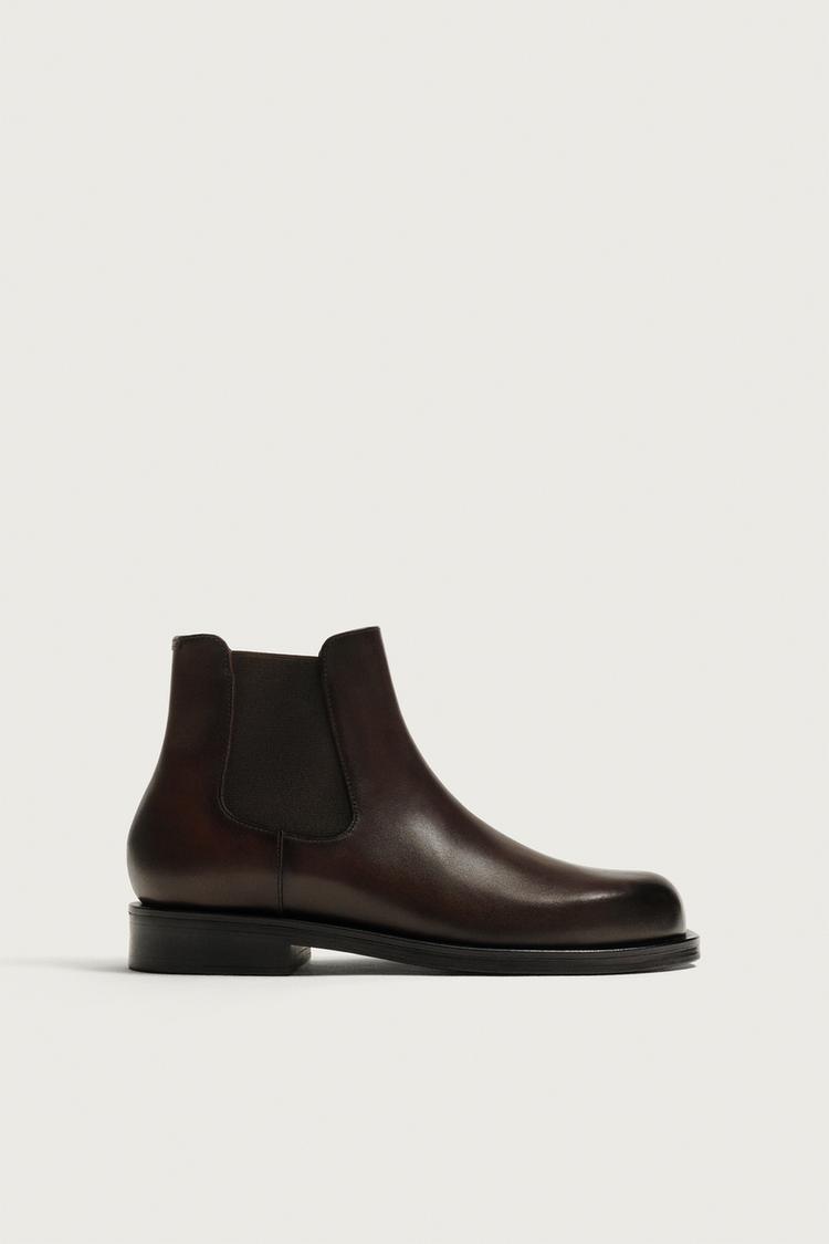 LEATHER BOOTS — Chocolate