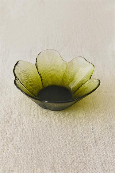 GLASS BOWL WITH RAISED FLORAL DESIGN - Green by Zara