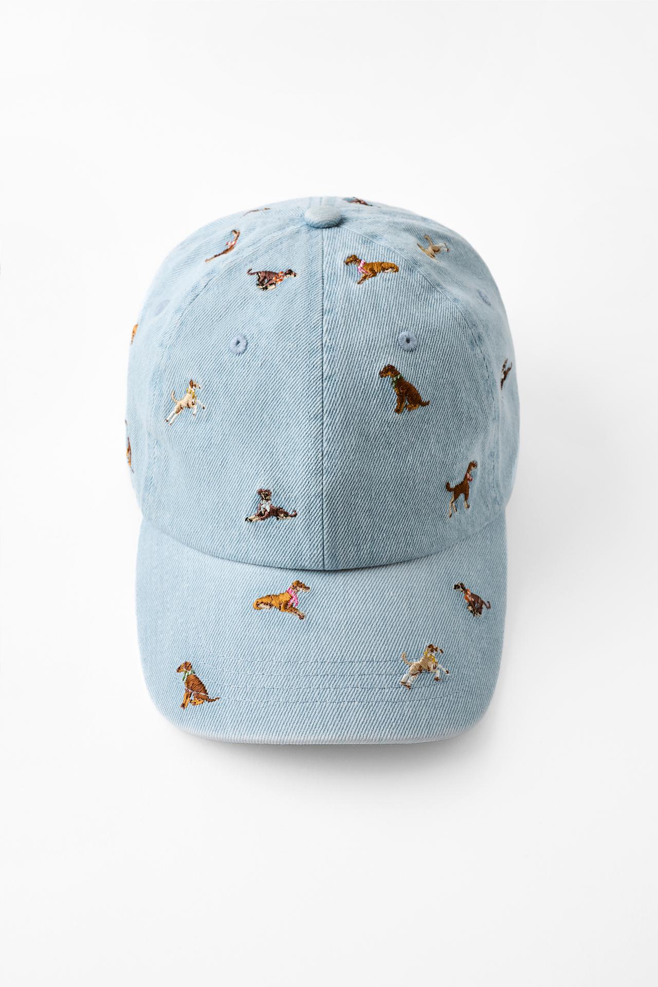 DENIM CAP WITH DOG EMBROIDERY — Blue