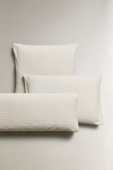 WAFFLE-KNIT PILLOWCASE - Oyster-white by Zara - Image 0