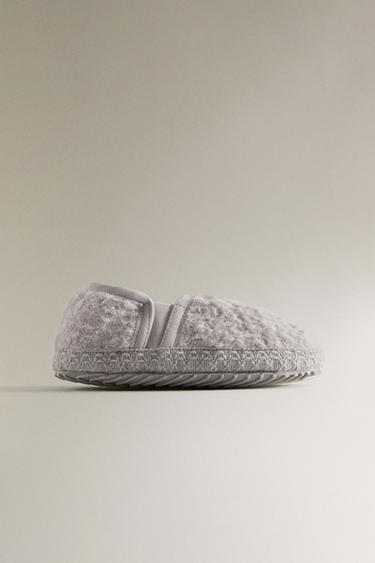 CHAUSSONS CHAUDS - Gris de Zara - Image 0