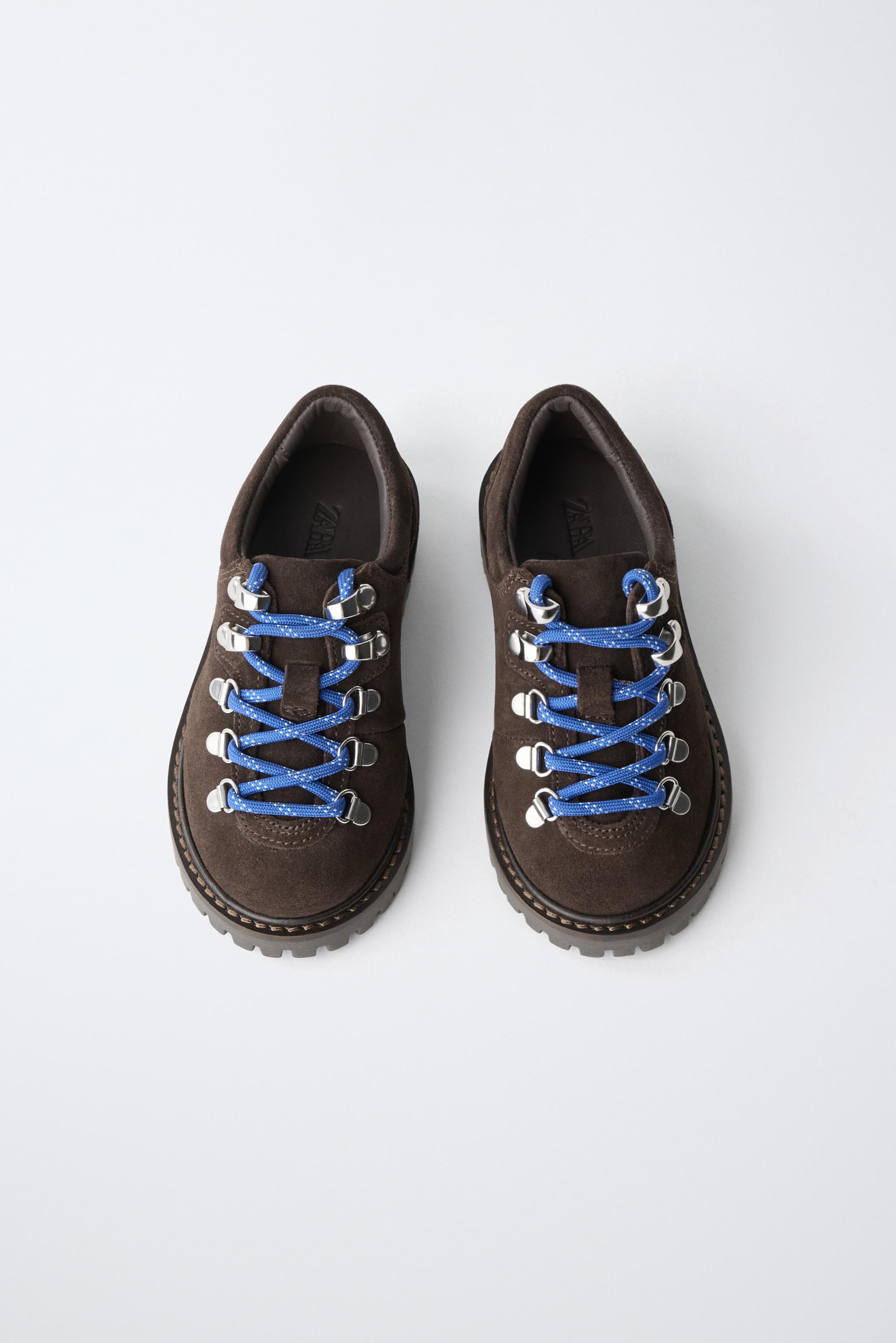 CHAUSSURES EN CUIR À LACETS