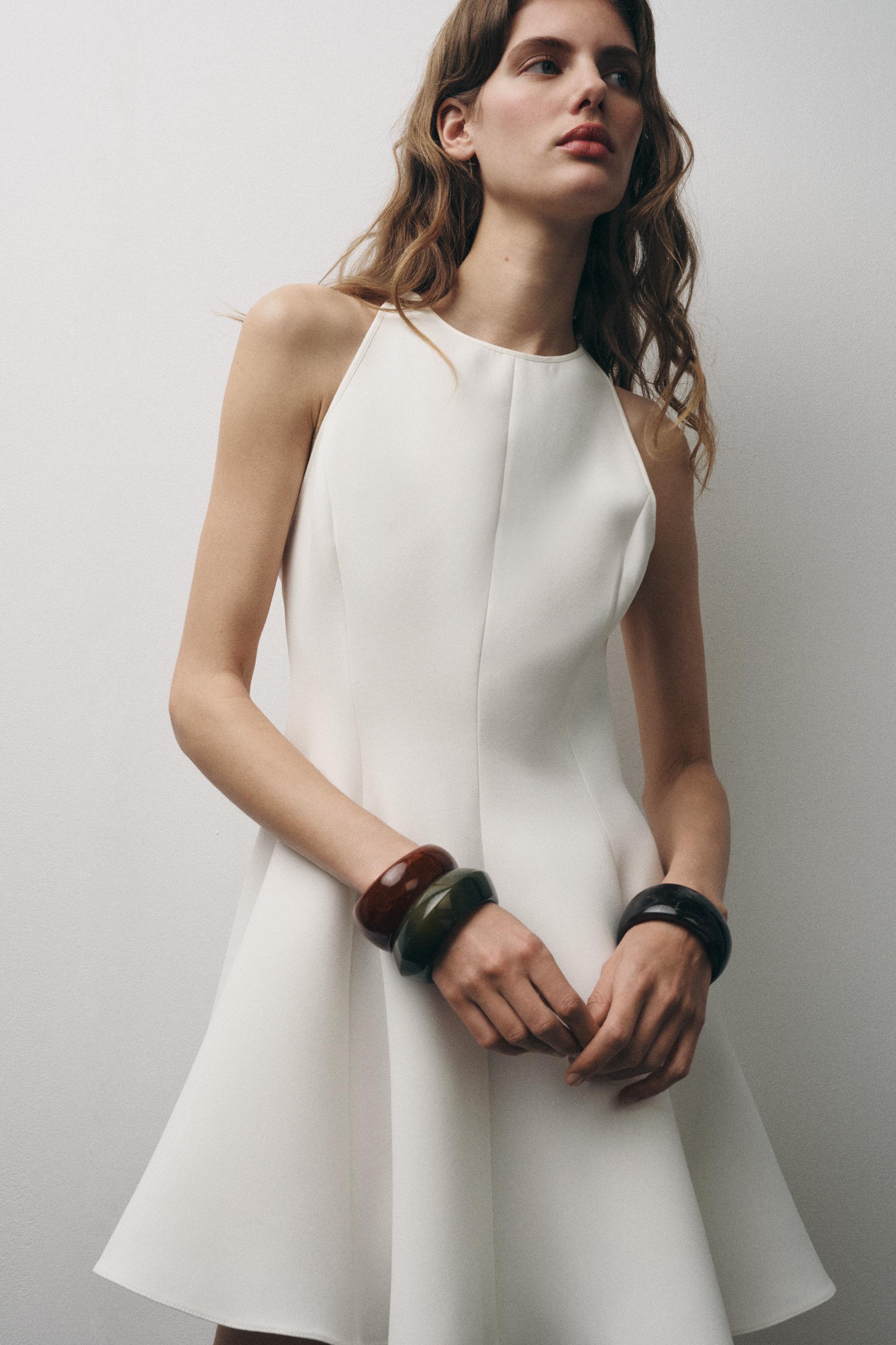 スペイン発送 ZARA GODETS ZW コレクション ホルタードレス 限定 スペイン発送 ZARA GODETS ZW コレクション ホルタードレス 限定