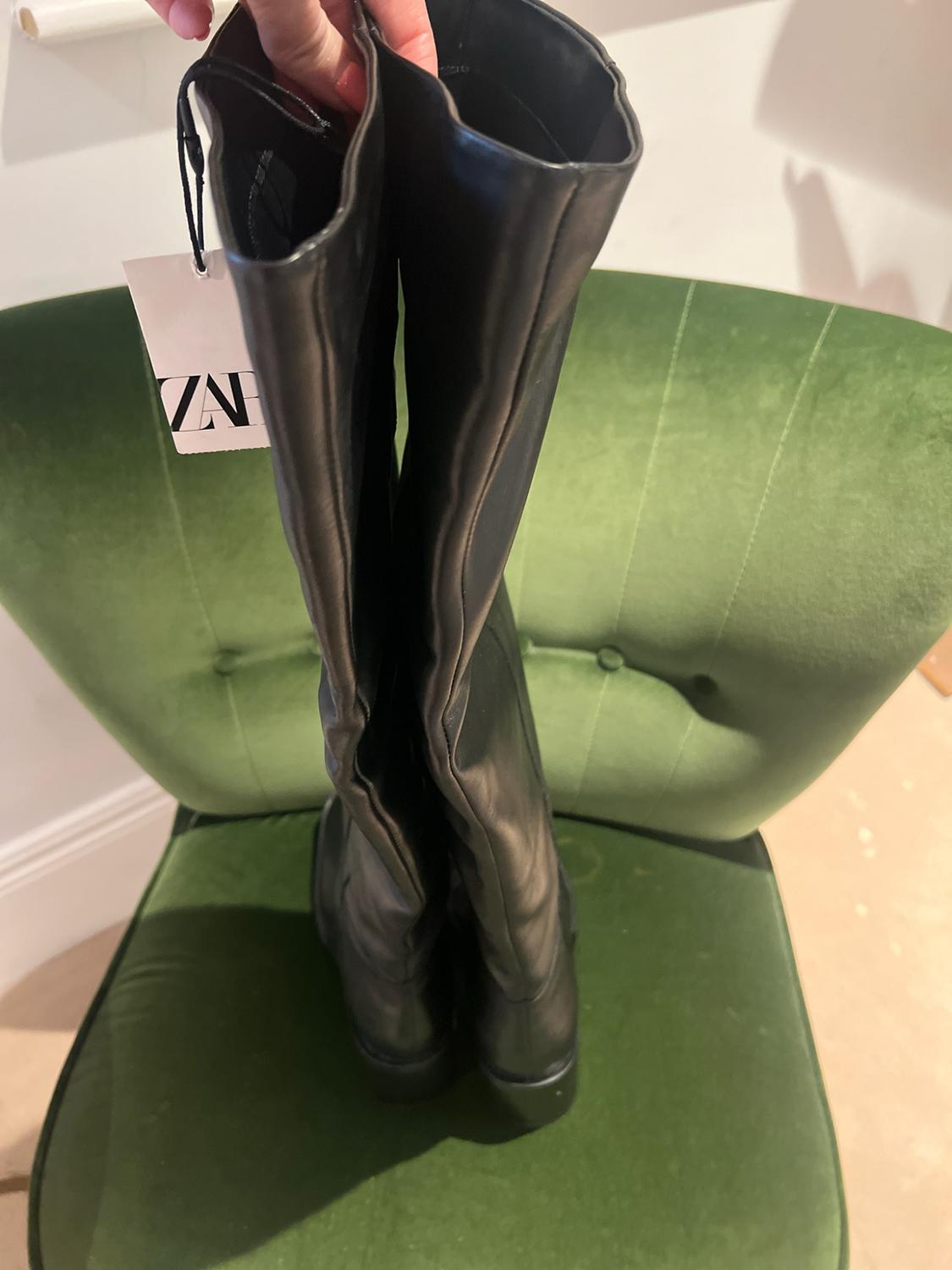 TALL LEATHER BOOTS - Image 4