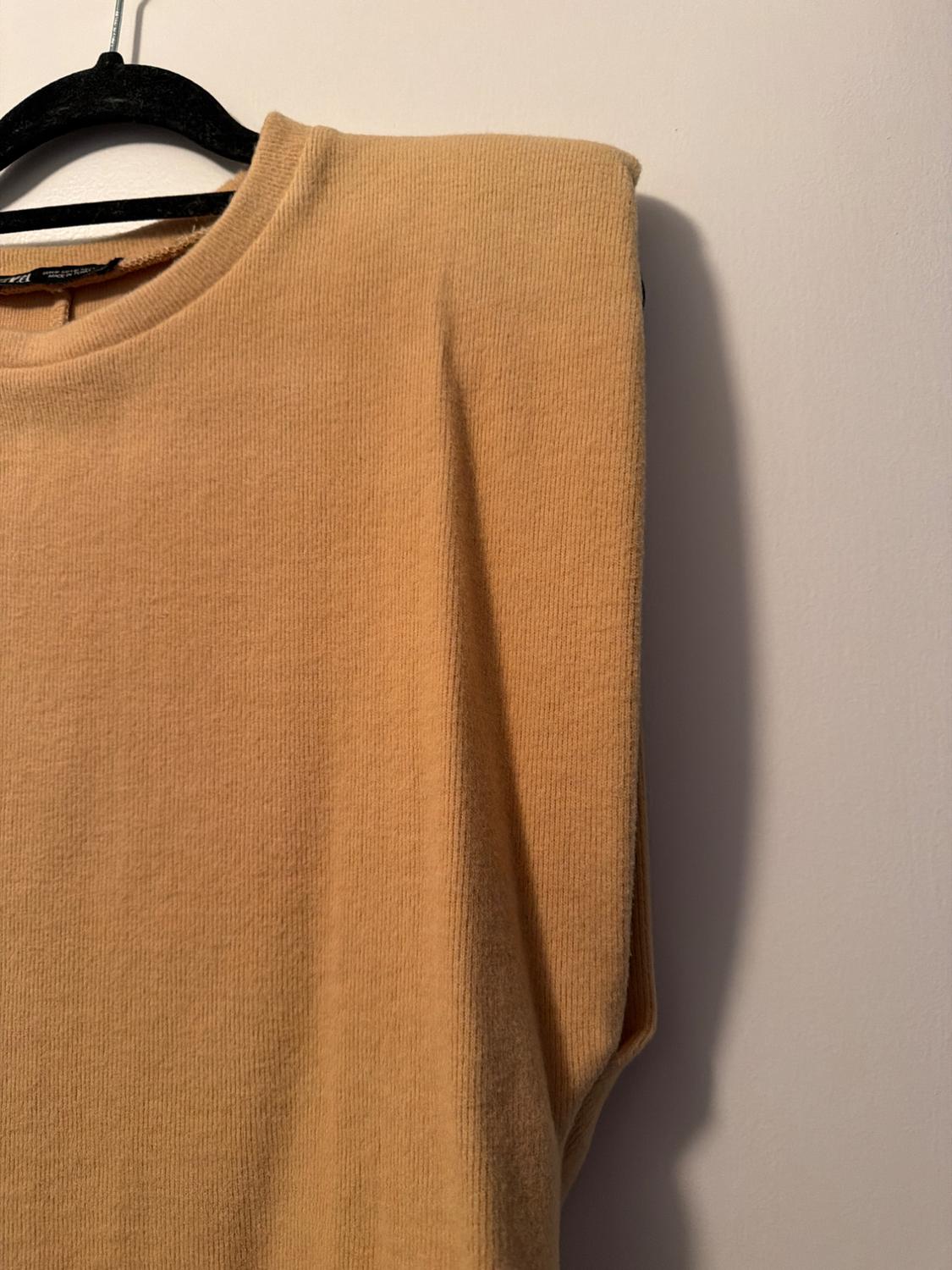 SOFT-TOUCH TOP WITH SHOULDERS PADS - Image 2