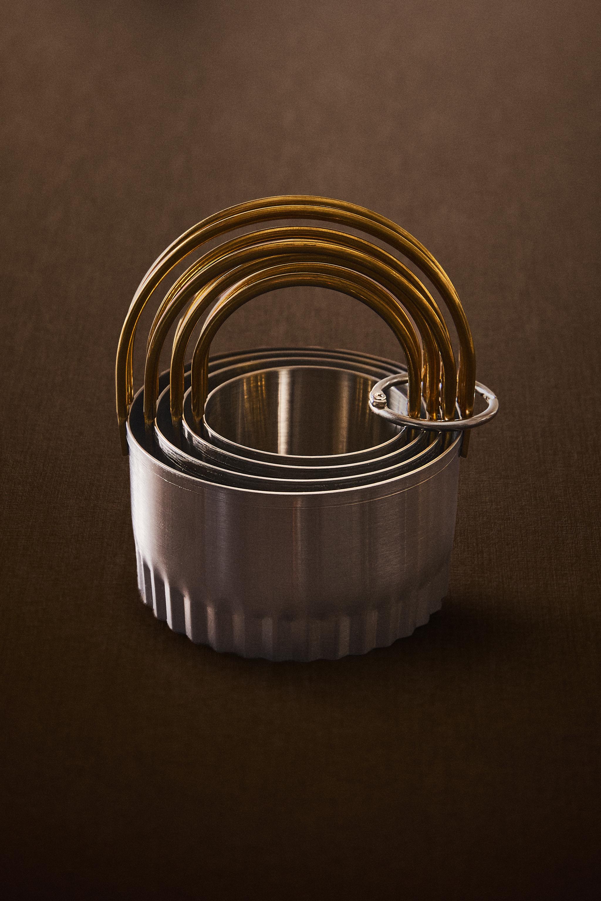 SET OF CHRISTMAS COOKIE CUTTERS (SET OF 4)