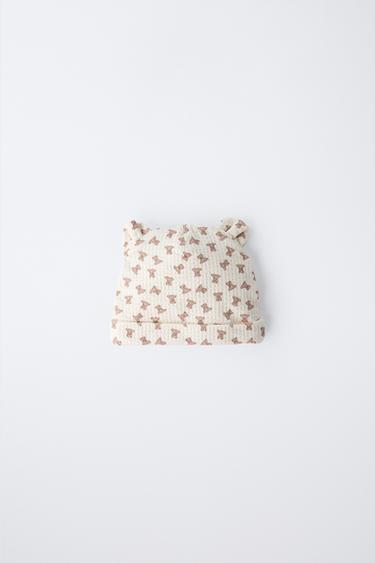 HAT WITH BEAR EAR APPLIQUÉS - Ecru by Zara