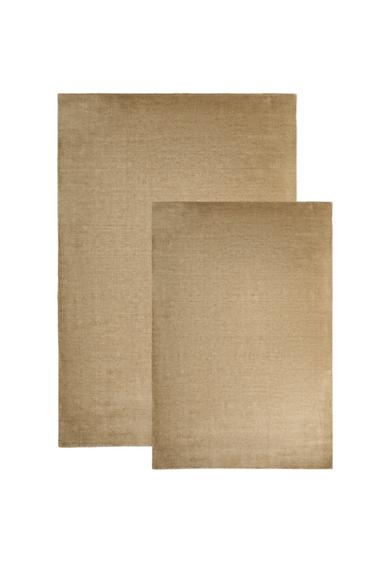 سجادة صوف بتصميم سادة - بيج داكن الخاص بـ Zara