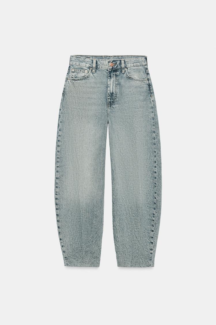 Jeans de tiro alto y corte entallado de la colección ZW 4