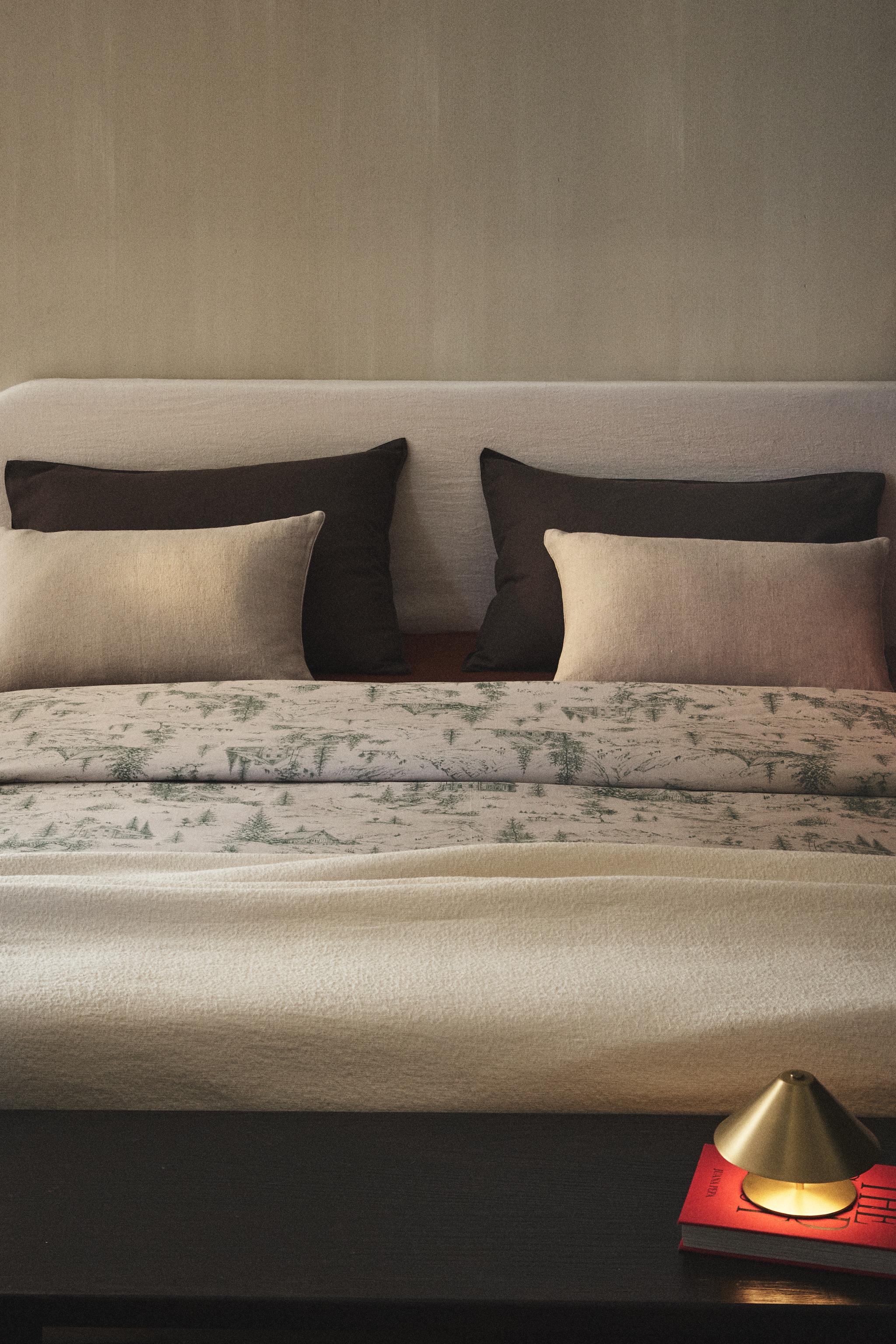 CHRISTMAS TOILE DE JOUY PERCALE DUVET COVER