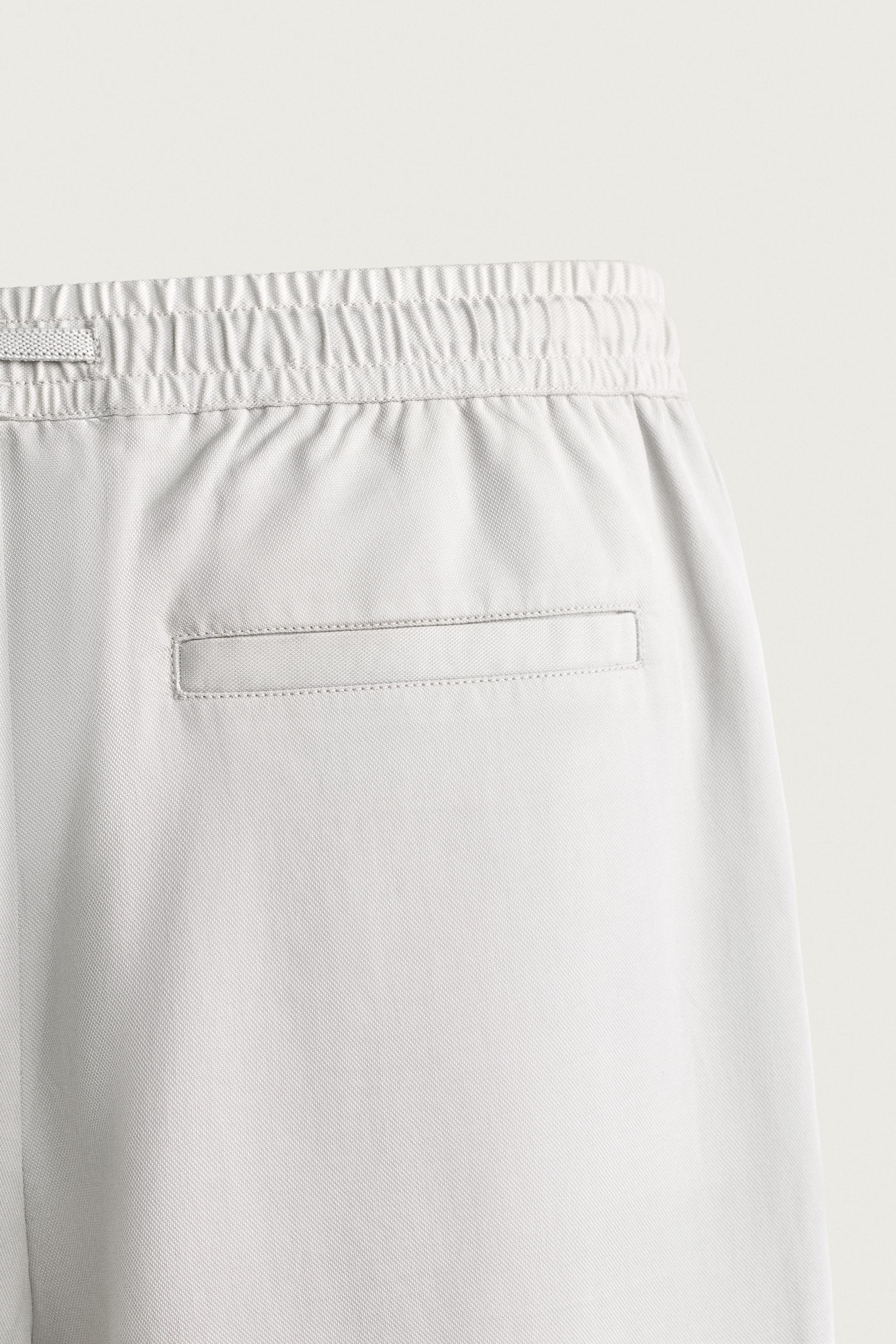 100% LYOCELL RELAXED FIT PANTS