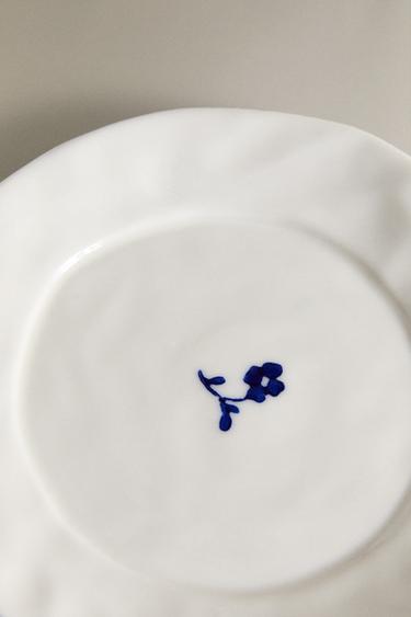 PORCELAIN SIDE PLATE WITH FLORAL PRINT - White / Navy by Zara - Image 4