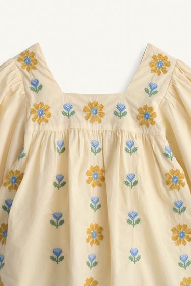 BLOUSE BRODERIES FLEURS POINT DE CROIX LIMITED EDITION - Crème de Zara - Image 6