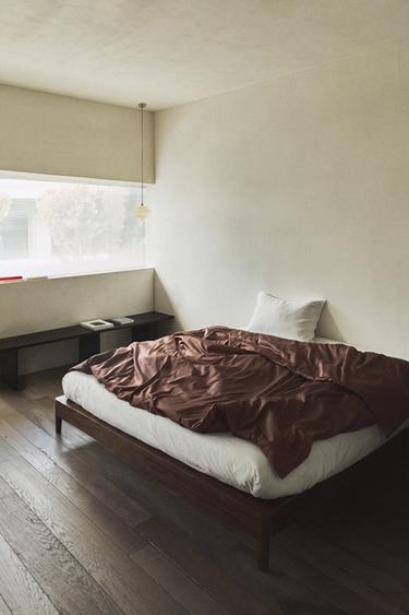 SATEEN DUVET COVER (300 THREAD COUNT) - Wine by Zara