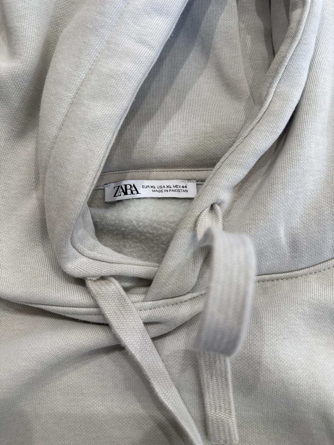 HOODIE SWEATSHIRT - Image 3