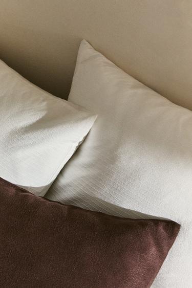 TEXTURED PILLOWCASE - White by Zara - Image 1