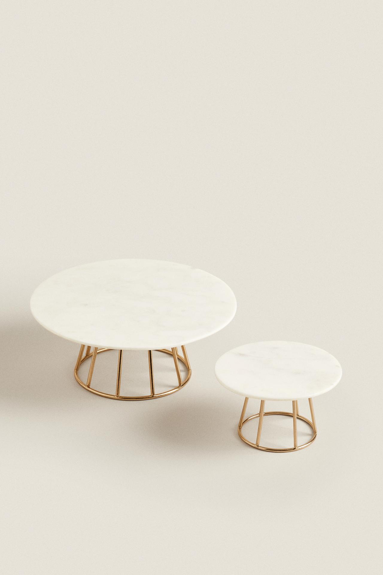 MARBLE AND METAL TEALIGHT HOLDER — Golden
