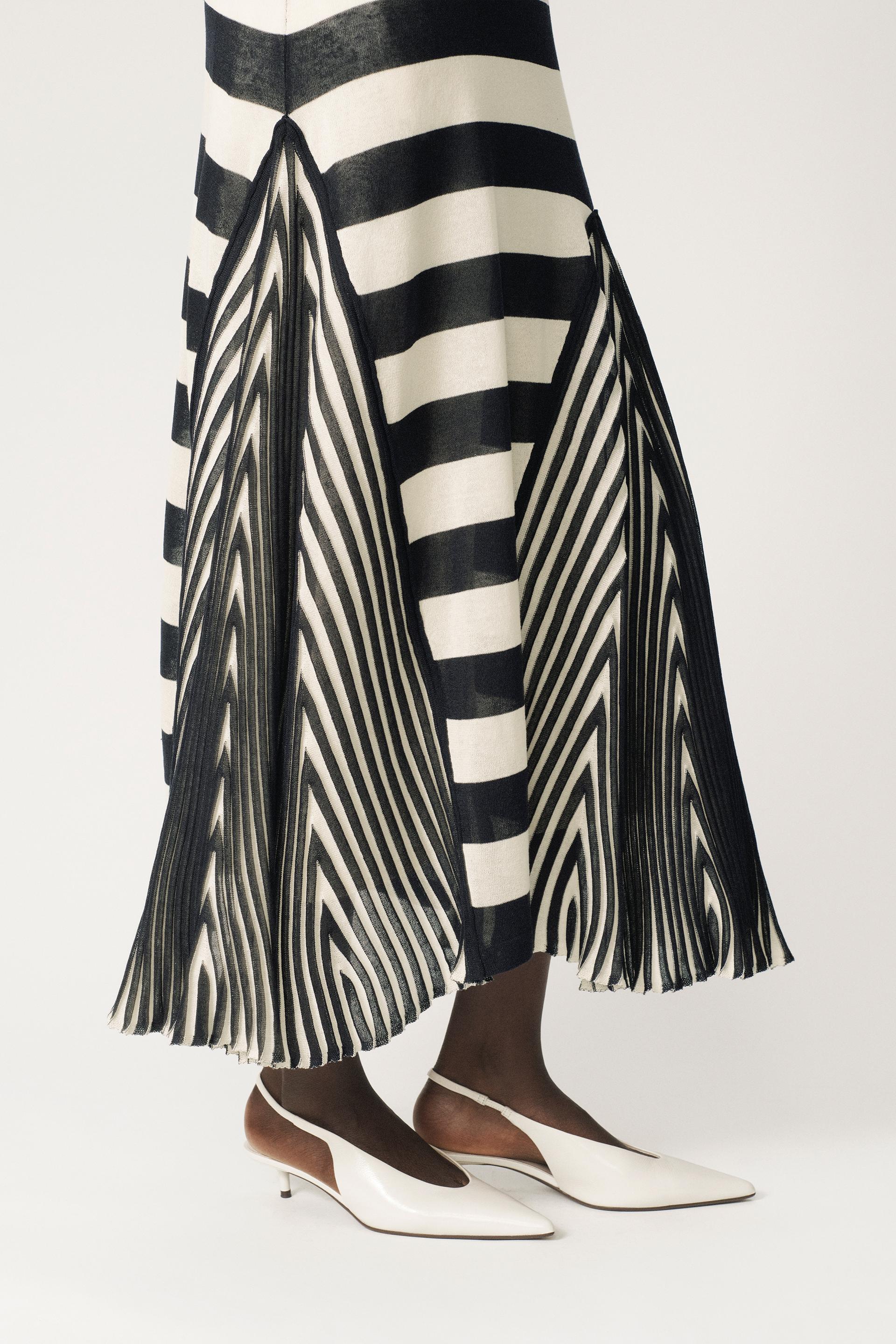 STRIPED DRESS - THE ITEM ZARA WOMAN thumbnail 3