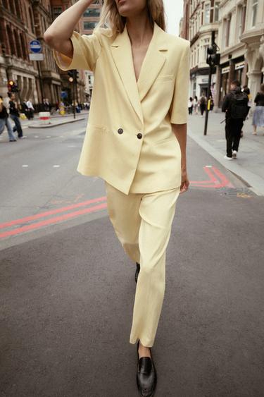 SHORT-SLEEVED TEXTURED BLAZER - Butter by Zara