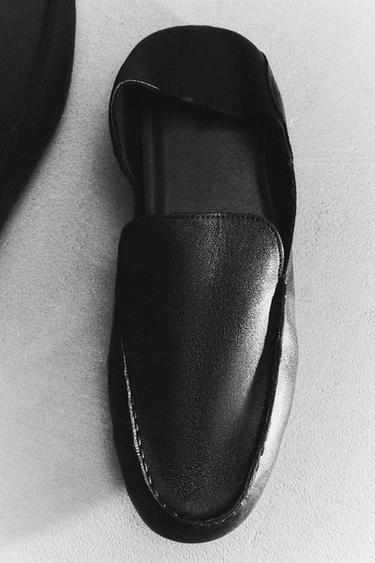 MOCASÍN PIEL - Negro de Zara