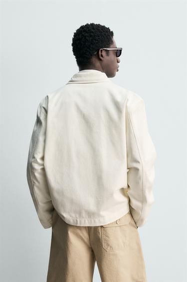 VESTE REGULAR FIT À POCHES - Blanc cassé de Zara - Image 2