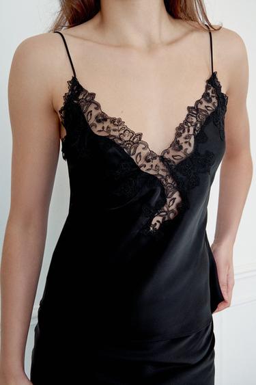 ΤΟΠ ΣΑΤΙΝΕ ΜΕ ΤΙΡΑΝΤΕΣ ΚΑΙ ΔΑΝΤΕΛΑ - Μαύρο του Zara