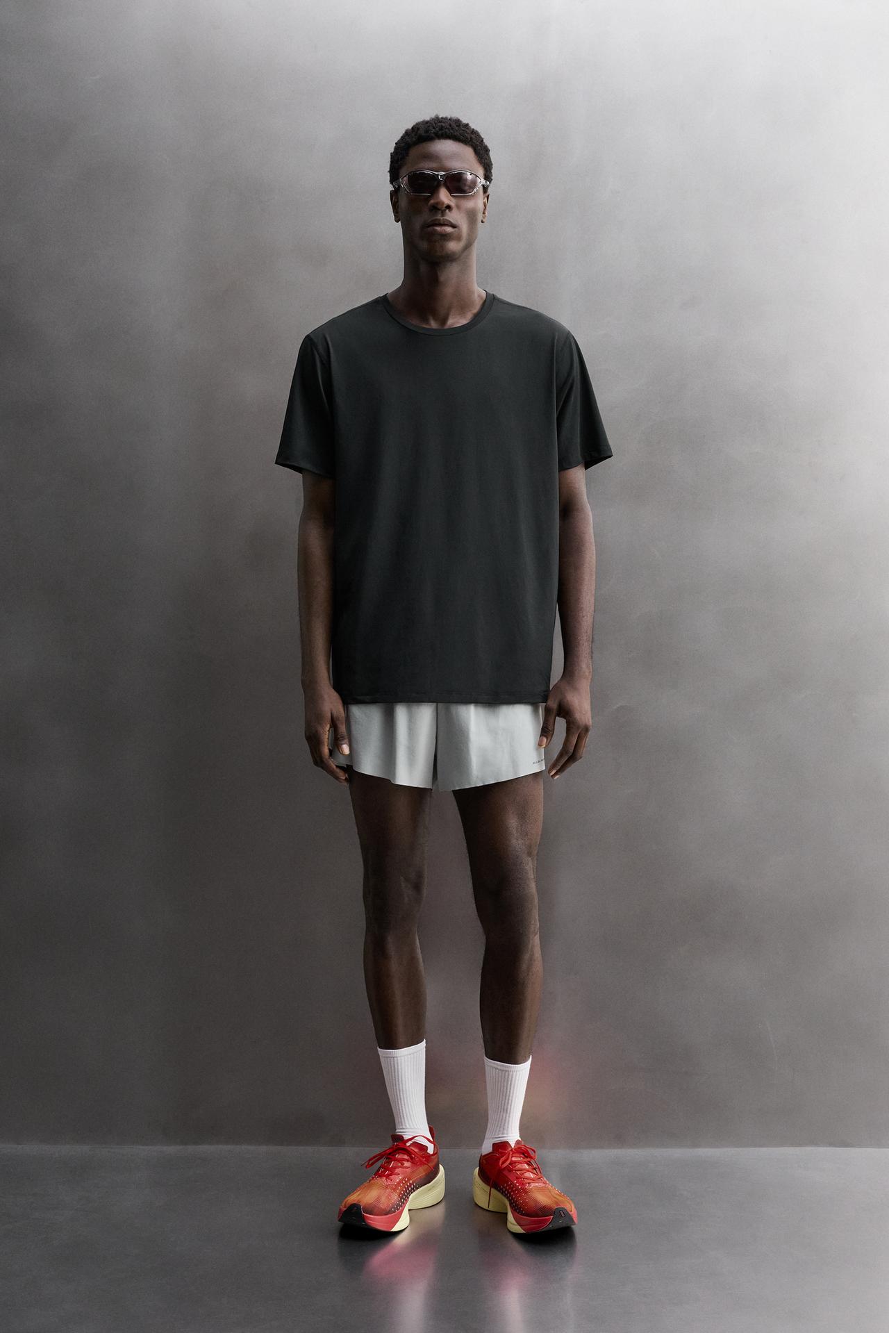 ZARA BASIC TECHNICAL T-SHIRT