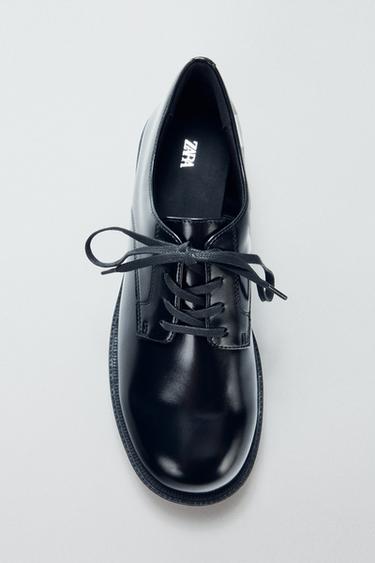 BLUCHER CORDONES - Negro de Zara