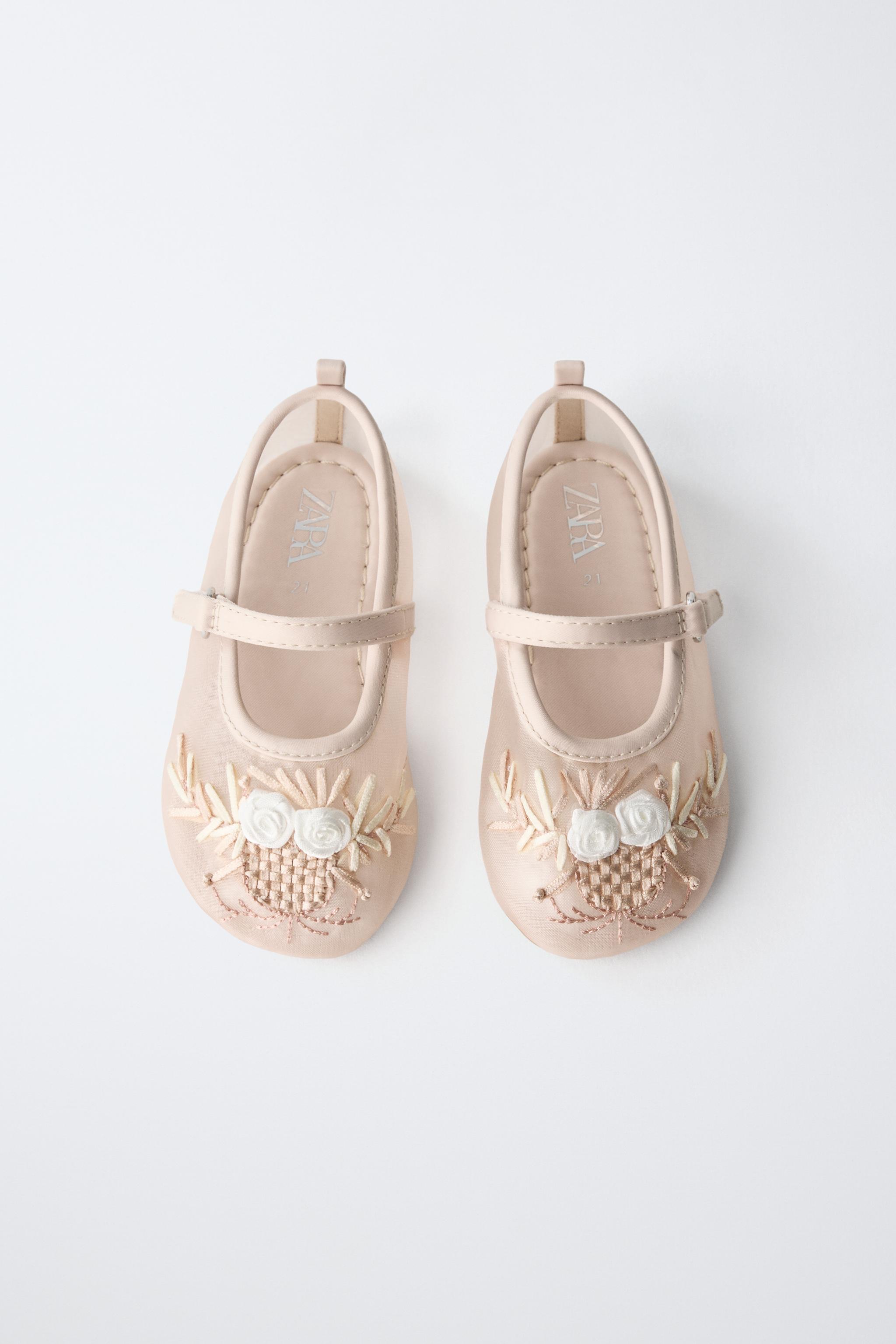 BALLERINES EN ORGANZA À FLEURS