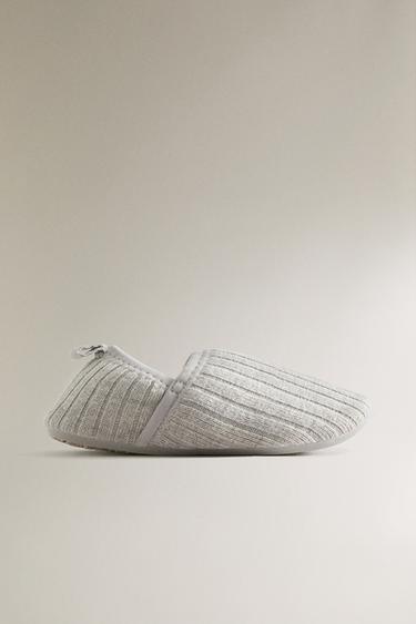 ZAPATILLA INFANTIL BABUCHA ALGODÓN - Gris Topo de Zara - Imagen 0
