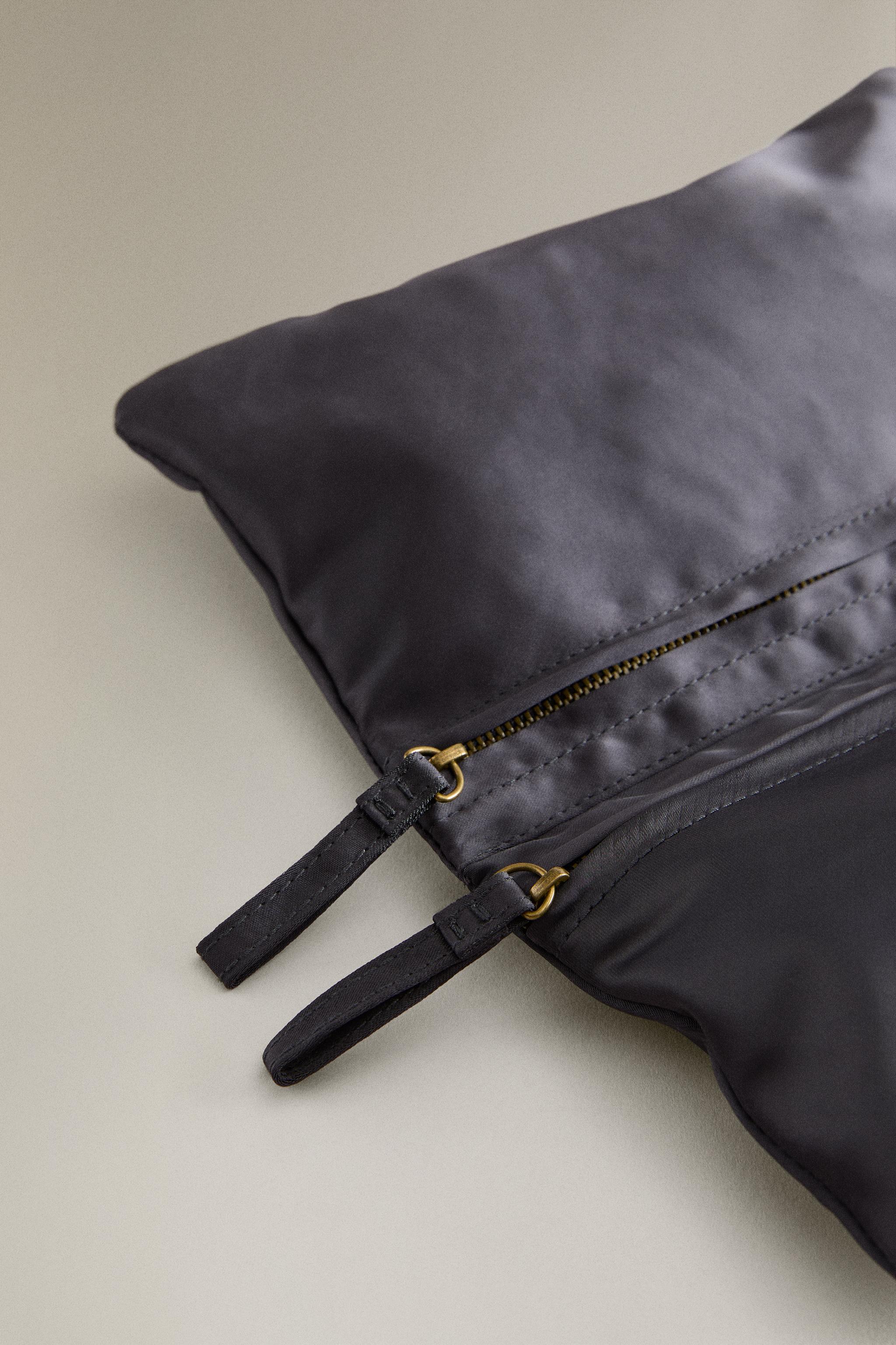 TROUSSE DE TOILETTE ORGANISEUR SATIN
