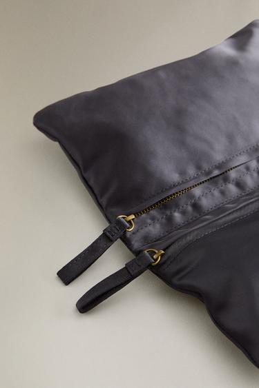SATEEN OBJECT HOLDER WASH BAG - Navy Blue by Zara - Image 4