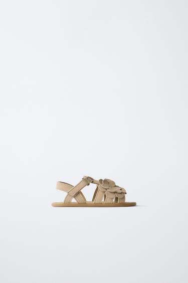 SANDALIA FLORES PIEL - Oro de Zara