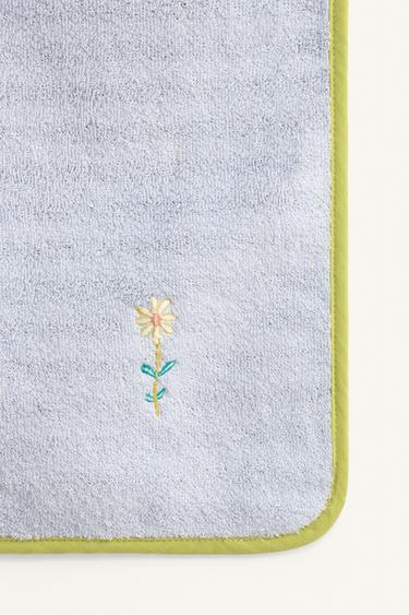 LIMITED EDITION STRIPED PONCHO TOWEL - striped by Zara - Image 8