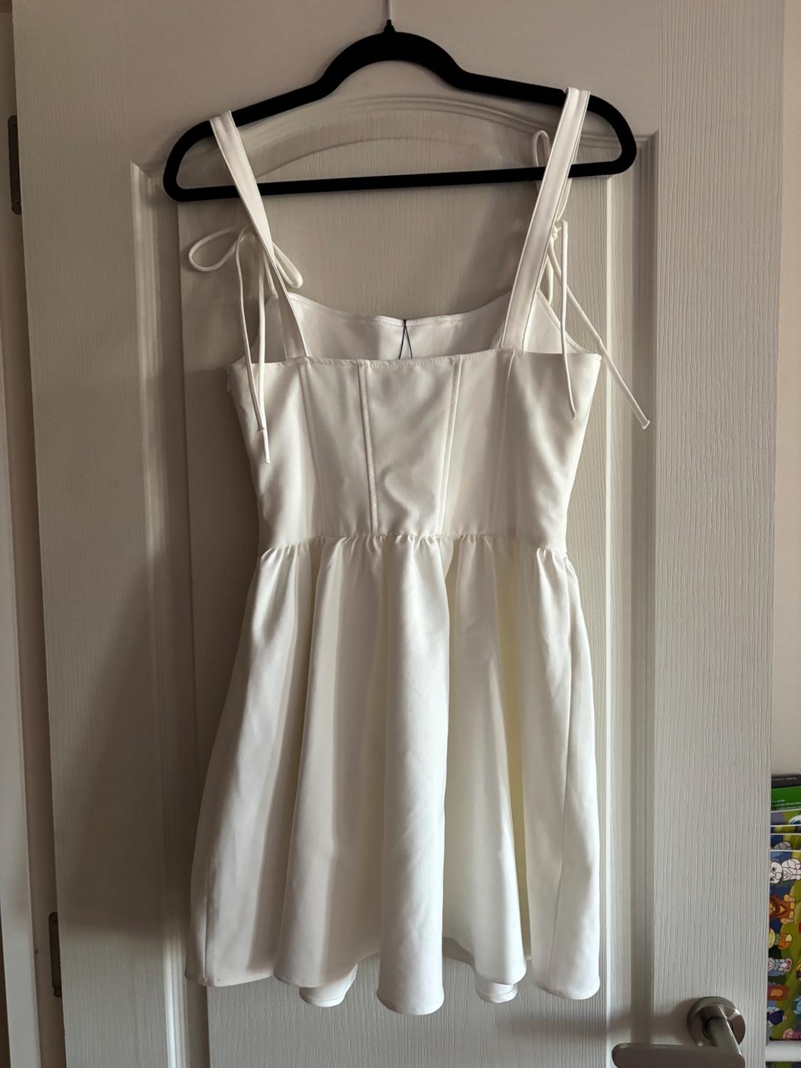 CORSETRY-INSPIRED VOLUME DRESS - Image 7