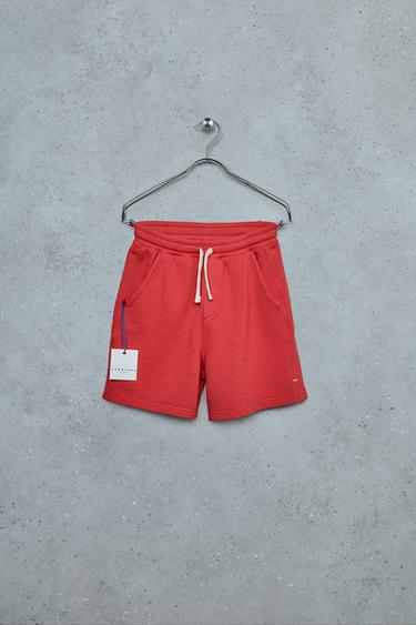 STORIESZ - BERMUDA FELPA LISA - Rojo vivo de Zara