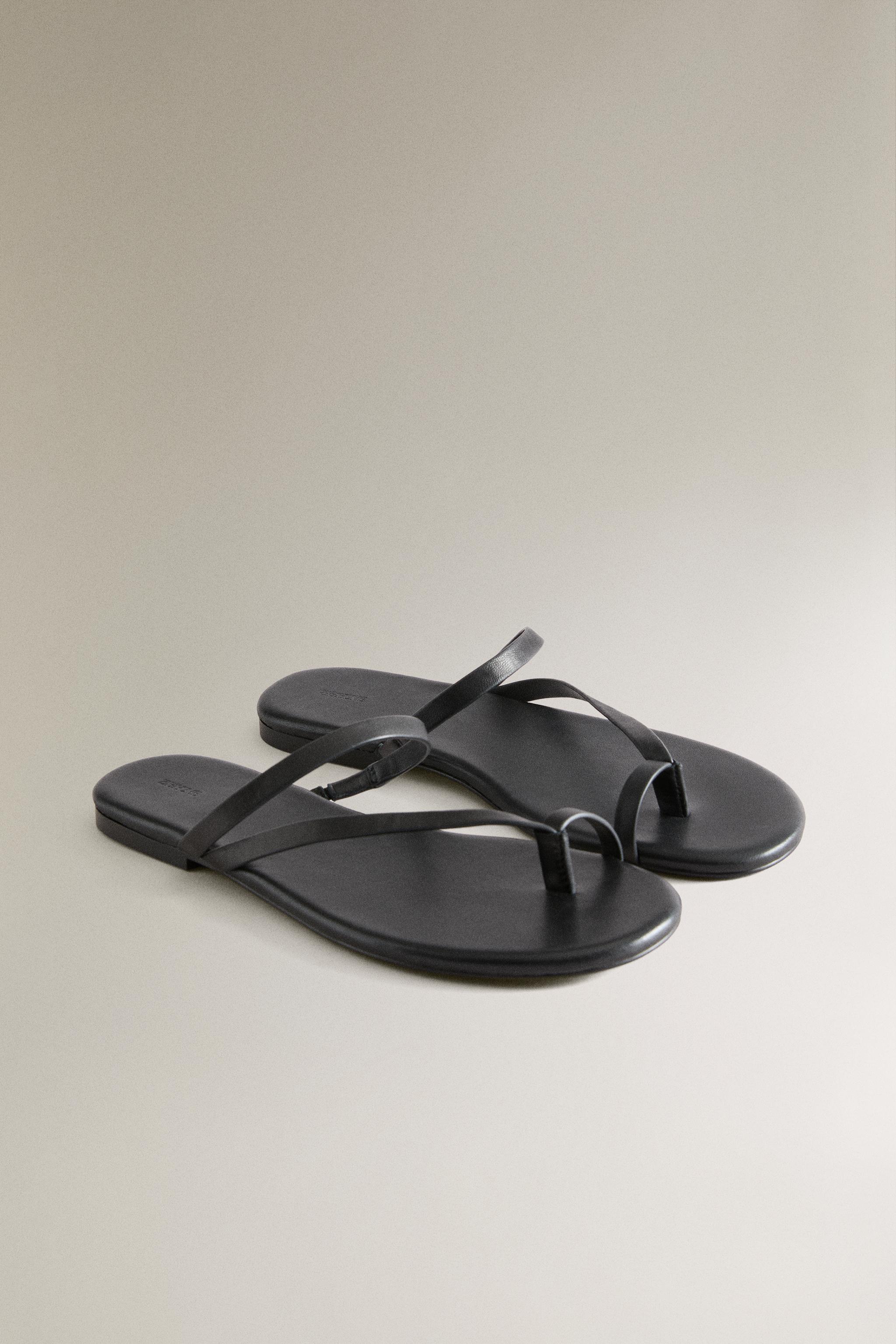 FLAT LEATHER SANDALS — Black