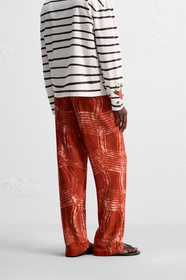GRAPHIC PRINT KNIT TROUSERS © OTIS KWAME KYE QUAICOE - Red by Zara - Image 2