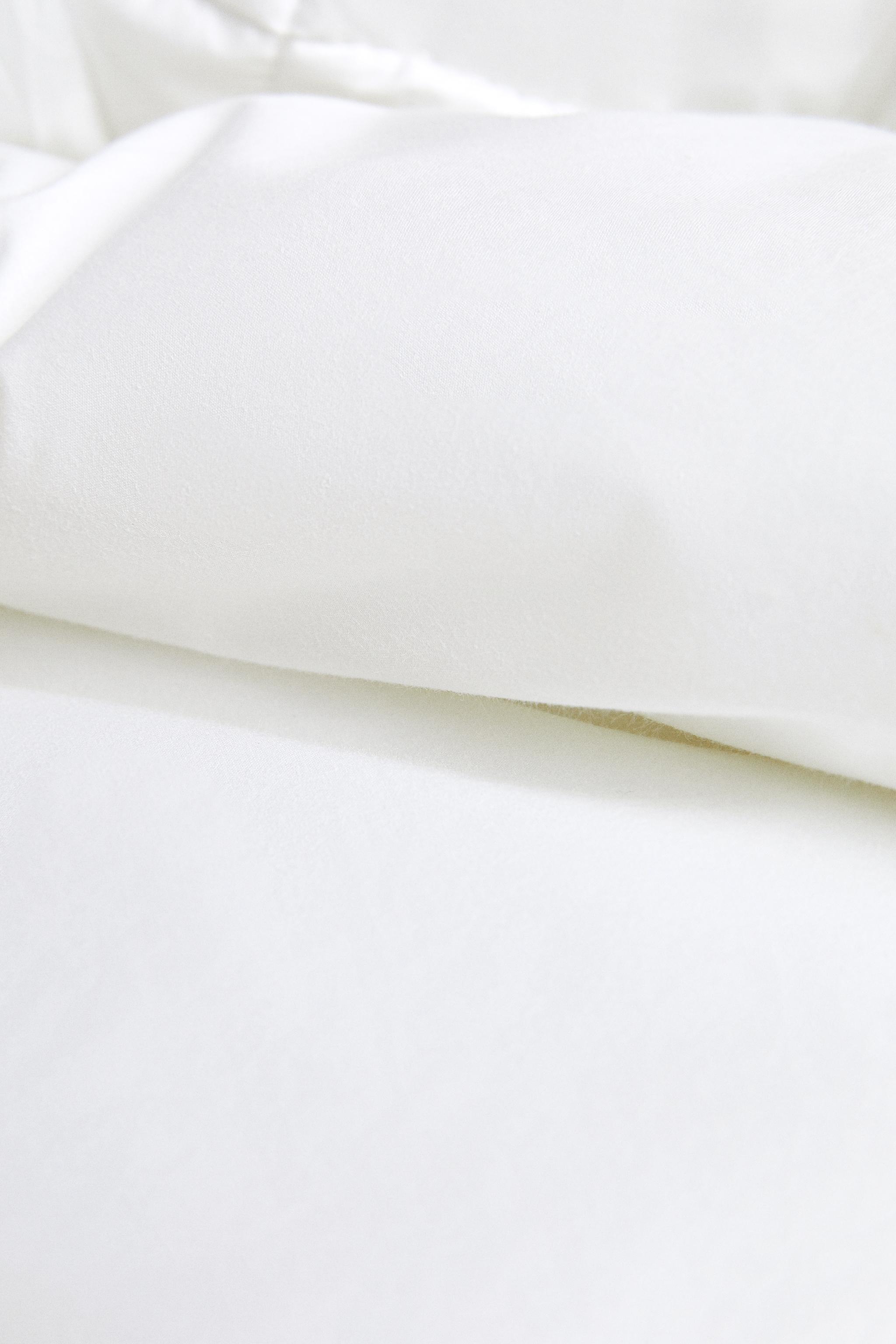 COUETTE MICROFIBRE EFFET PLUME (300 GxM²)