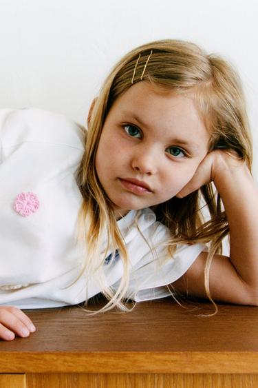 ФУТБОЛКА С ЦВЕТОЧНЫМ КРУЖЕВОМ КРОШЕ — ЖЕЛТОВАТО-БЕЛЫЙ от Zara