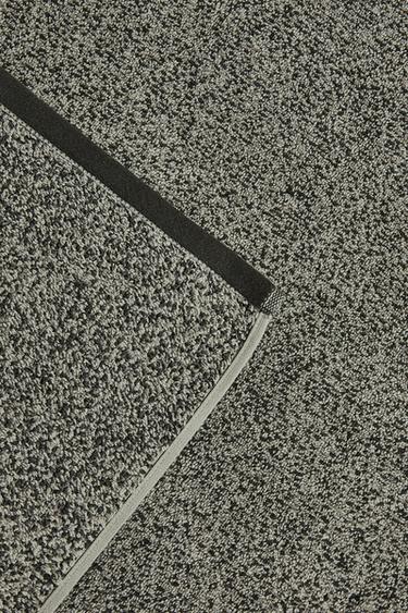 MELANGE-EFFECT BATH MAT - Dark green by Zara - Image 2