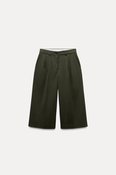 BERMUDA LARGA PINZAS  ZW COLLECTION - Khaki de Zara