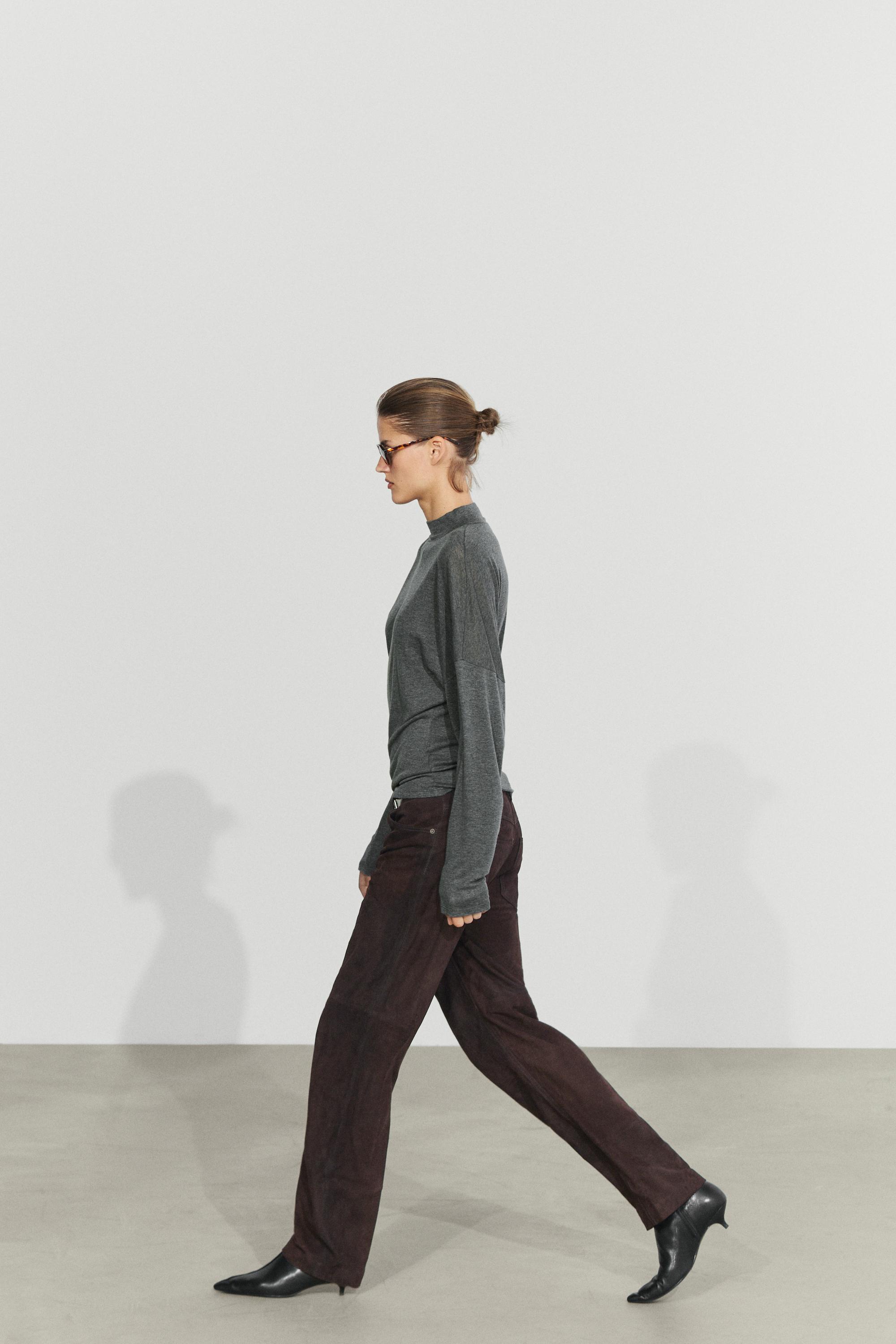 Funnel neck knit T-shirt