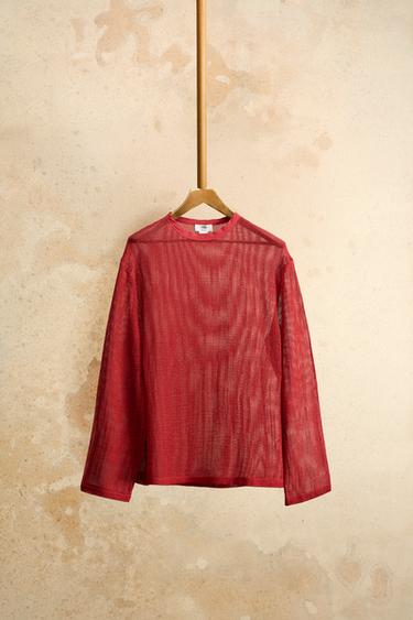 CAMISETA ESTRUCTURA ABIERTA - Rojo de Zara