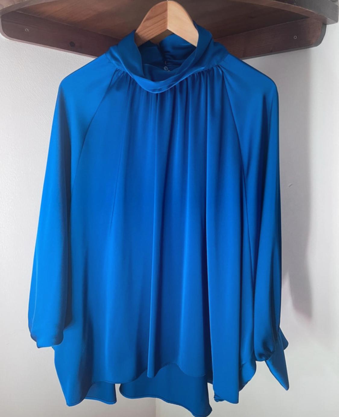 SATIN OVERSIZE BLOUSE