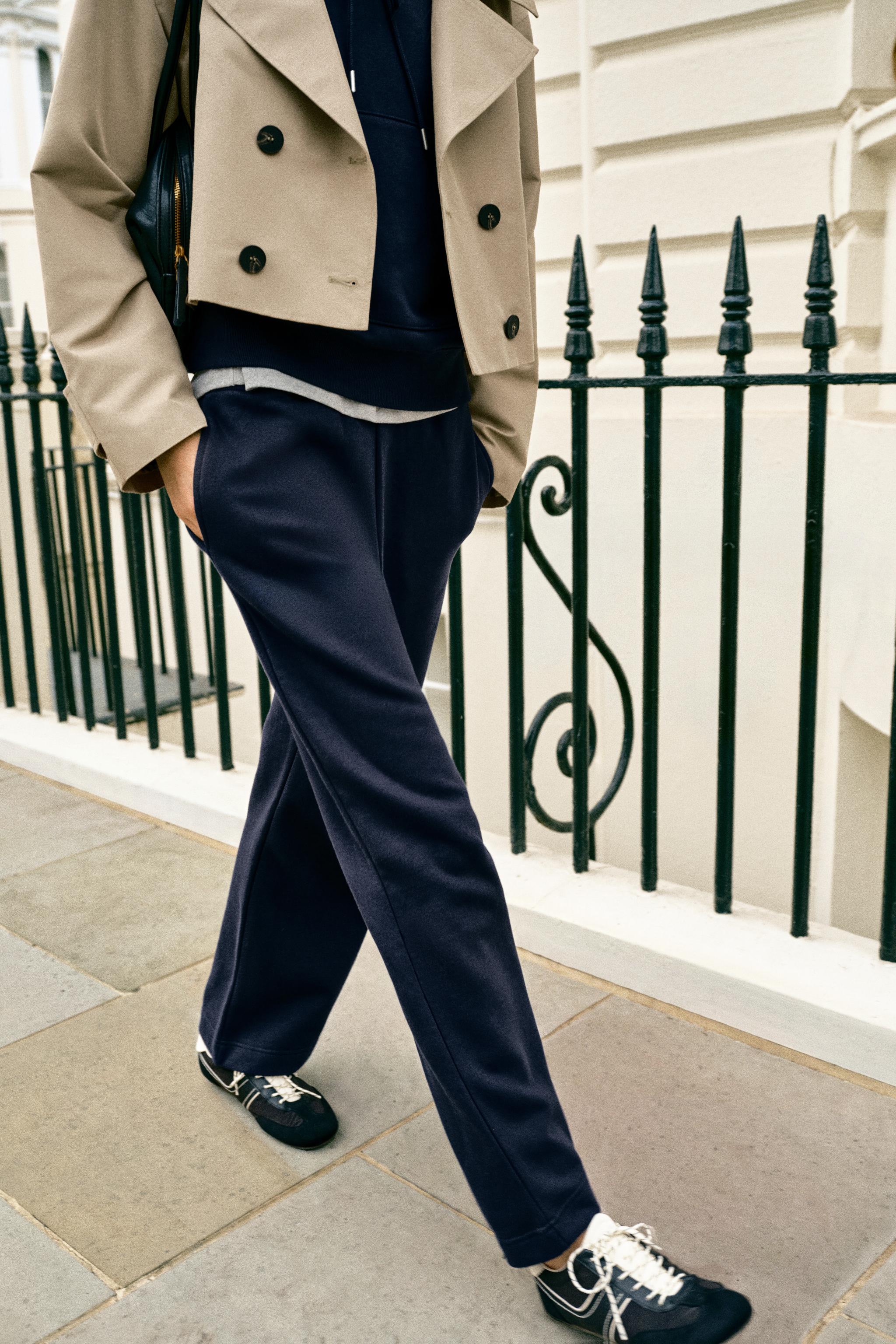 PANTALON EN MOLLETON BASIQUE