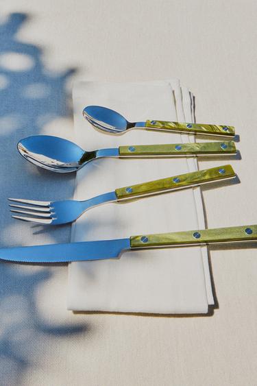 SET CUBIERTOS MANGO ACRÍLICO (SET DE 4) - VERDE de Zara